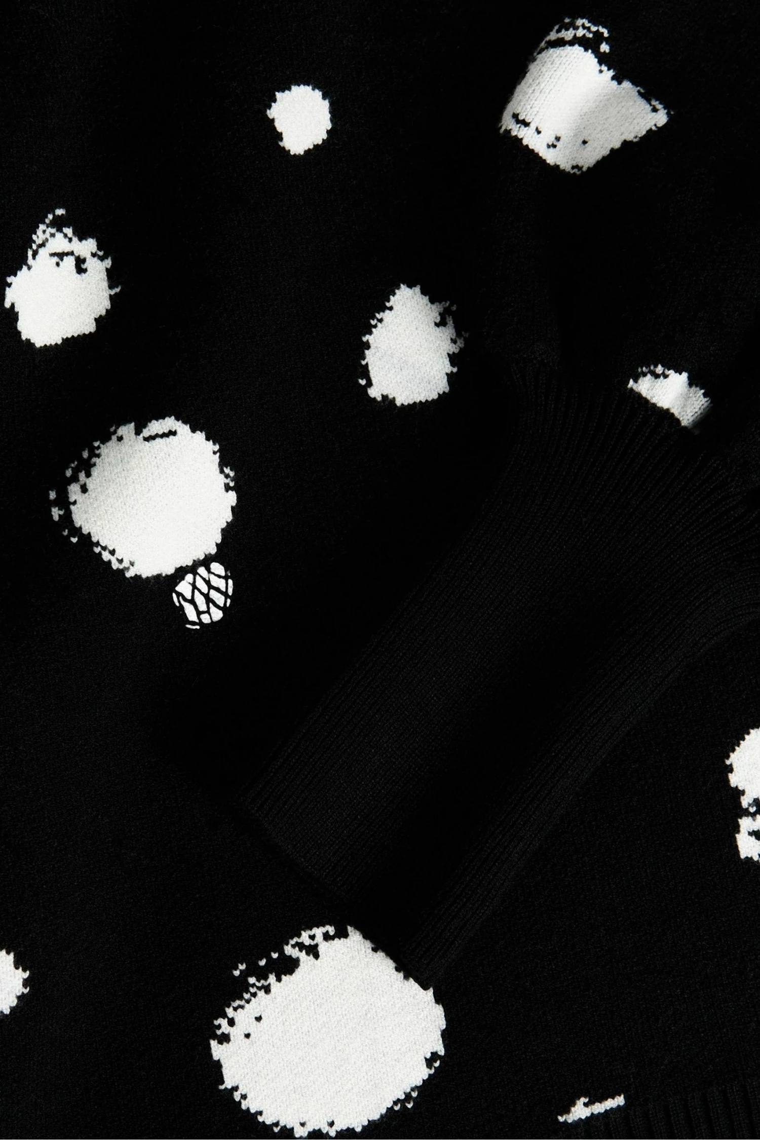 Ted Baker Ssaskia Black Knitted Jacquard Curved Hem Sweater 7 Ted Baker Ssaskia Black Knitted Jacquard Curved Hem Sweater - Image 5