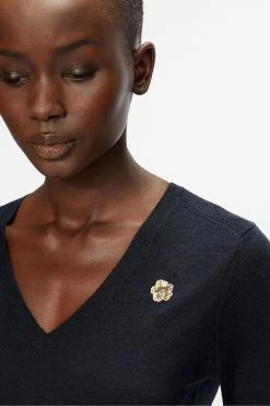 Ted Baker Blue Abiygal Merino Edit V-Neck Sweat Top 11 Ted Baker Blue Abiygal Merino Edit V-Neck Sweat Top -tedbaker Shop Online unnamed file 3986