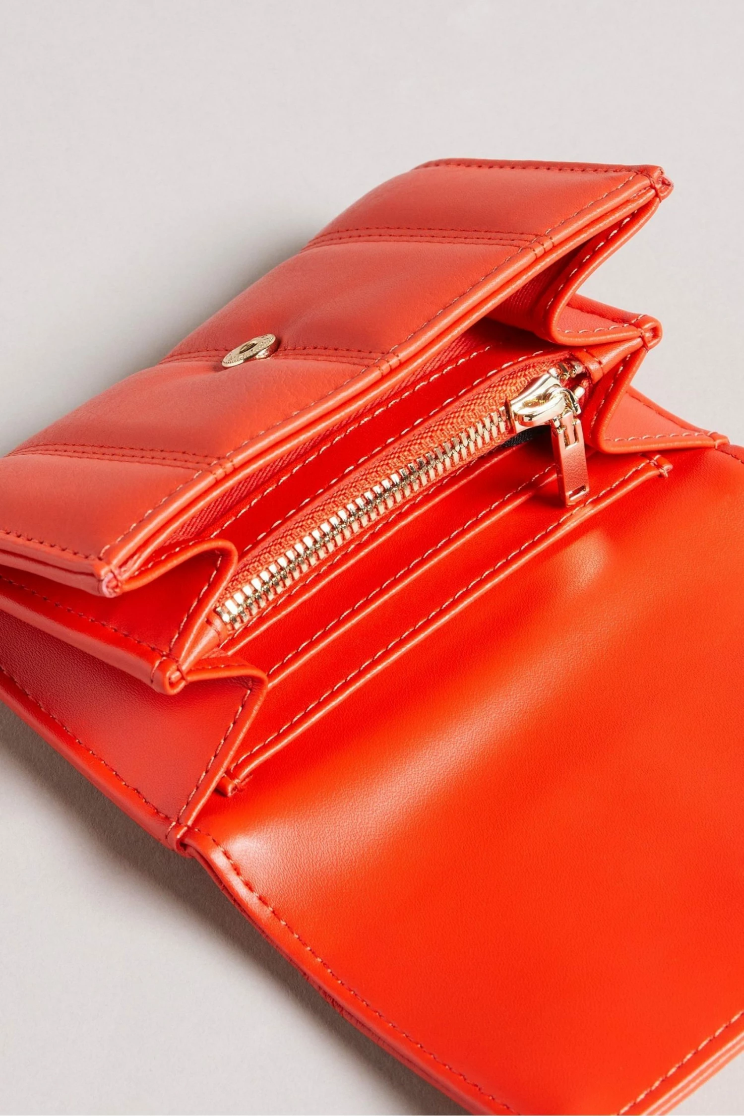 Ted Baker Red Leather Puffer Small Matinee Purse 6 Ted Baker Red Leather Puffer Small Matinee Purse - Image 4