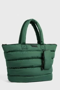 Ted Baker Quinsin Green Oversized Puffer Nylon Tote 13 Ted Baker Quinsin Green Oversized Puffer Nylon Tote -tedbaker Shop Online unnamed file 446