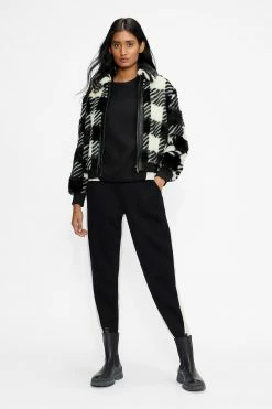 Ted Baker Kkamila Collared Faux Fur Jacket -tedbaker Shop Online unnamed file 4889