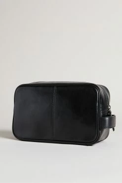 Ted Baker Dann Black Leather Washbag 8 Ted Baker Dann Black Leather Washbag -tedbaker Shop Online unnamed file 5521