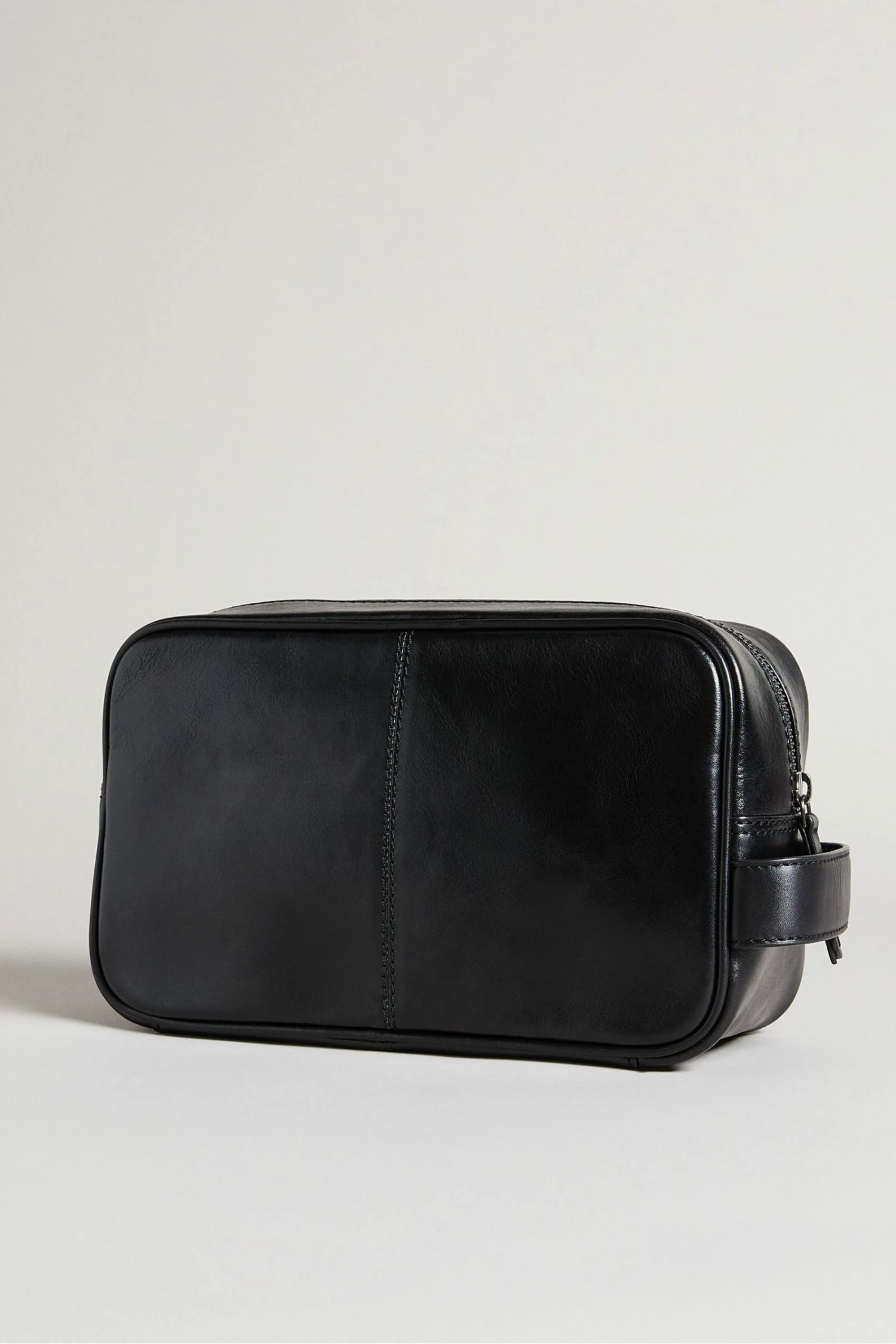 Ted Baker Dann Black Leather Washbag 4 Ted Baker Dann Black Leather Washbag - Image 2