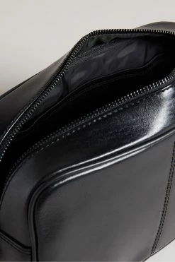 Ted Baker Dann Black Leather Washbag 10 Ted Baker Dann Black Leather Washbag -tedbaker Shop Online unnamed file 5523