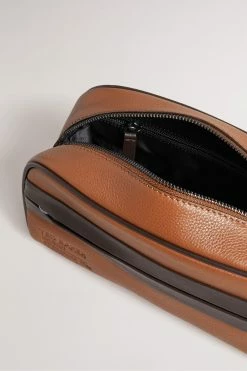Ted Baker Mens Natural Paty Dk-Ted Branded Leather Washbag -tedbaker Shop Online unnamed file 5527