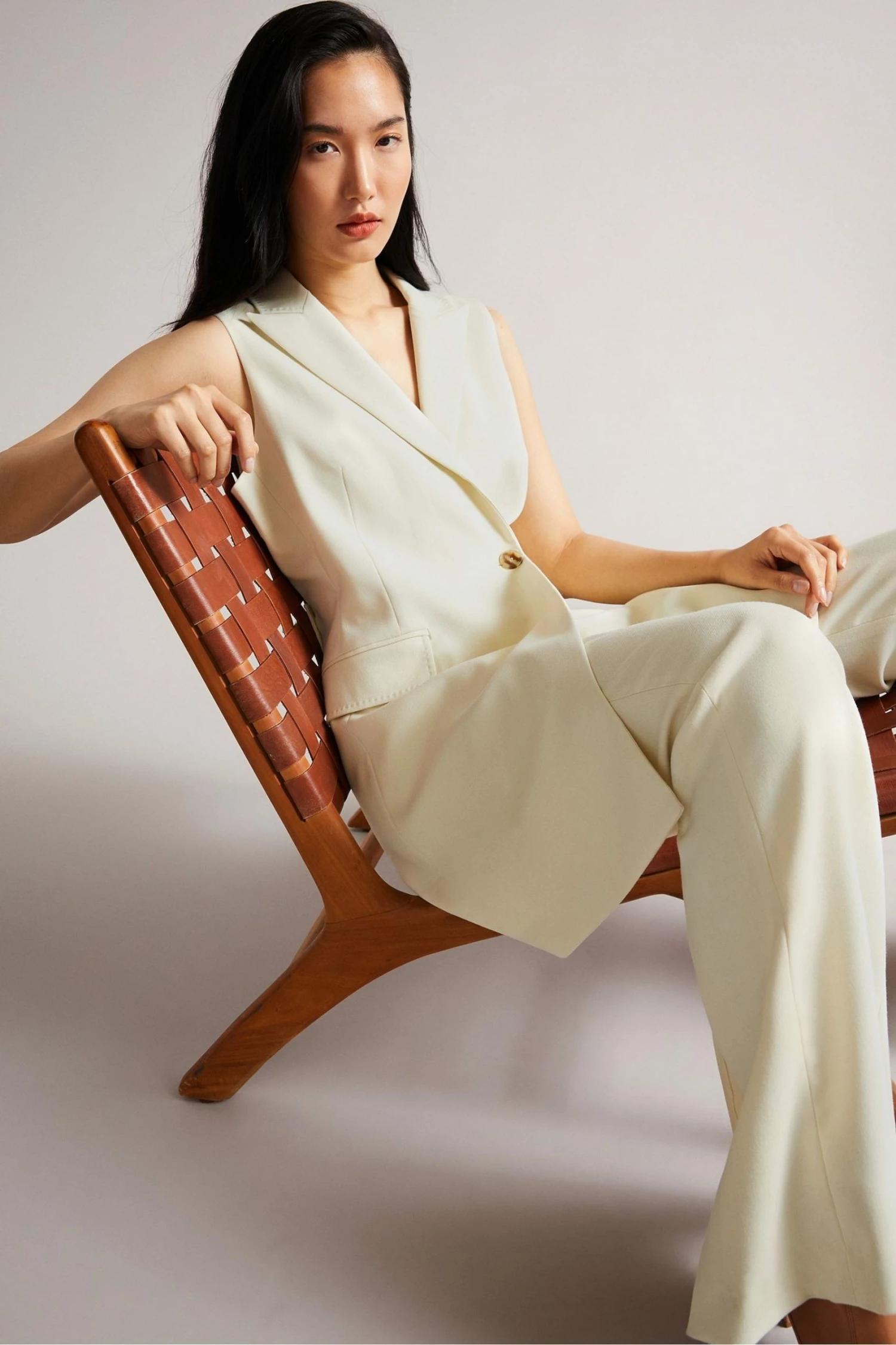 Ted Baker Cream Joannid Sleeveless Blazer Mini Dress 5 Ted Baker Cream Joannid Sleeveless Blazer Mini Dress - Image 3